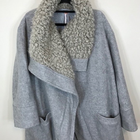 Free People Gray Fuzzy Wrap Around Winter Jacket - Picture 4 of 8